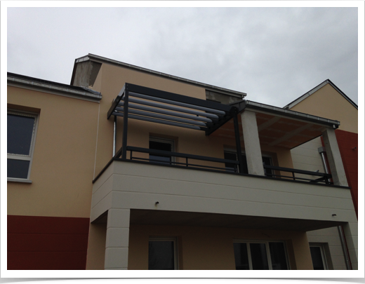 Brise soleil pour balcons